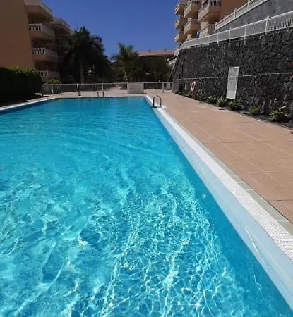 Apartamento With Pool